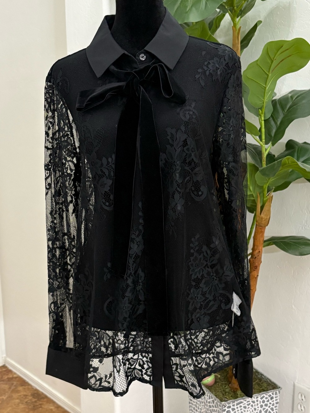 A loves A Lace Blouse